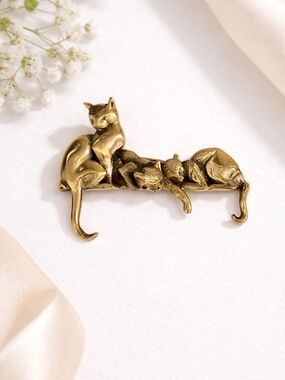 Vintage Signed MFA Museum of Fine Arts Three Cat Gold Tone Brooch Pin